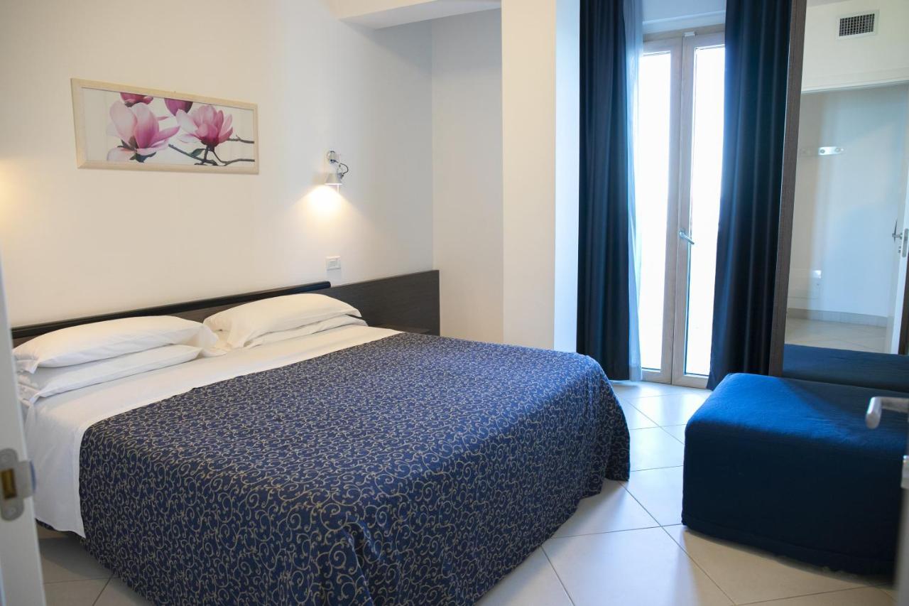 Residence Mareamare Grottammare Esterno foto